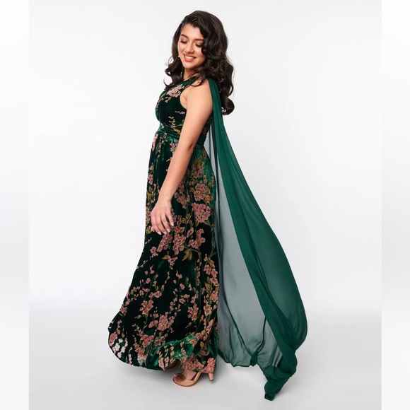 Unique Vintage Emerald & Cherry Blossom Velvet Cape Maxi Dress Medium NWT - Picture 2 of 11